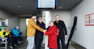 Digitale Fahrplananzeiger an der Arber-Bergstation